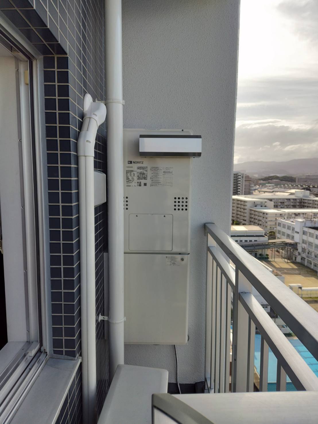 GTH-C2460SAW3H-L-1BL