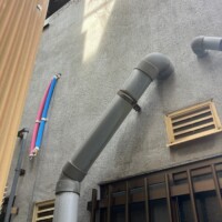 なし