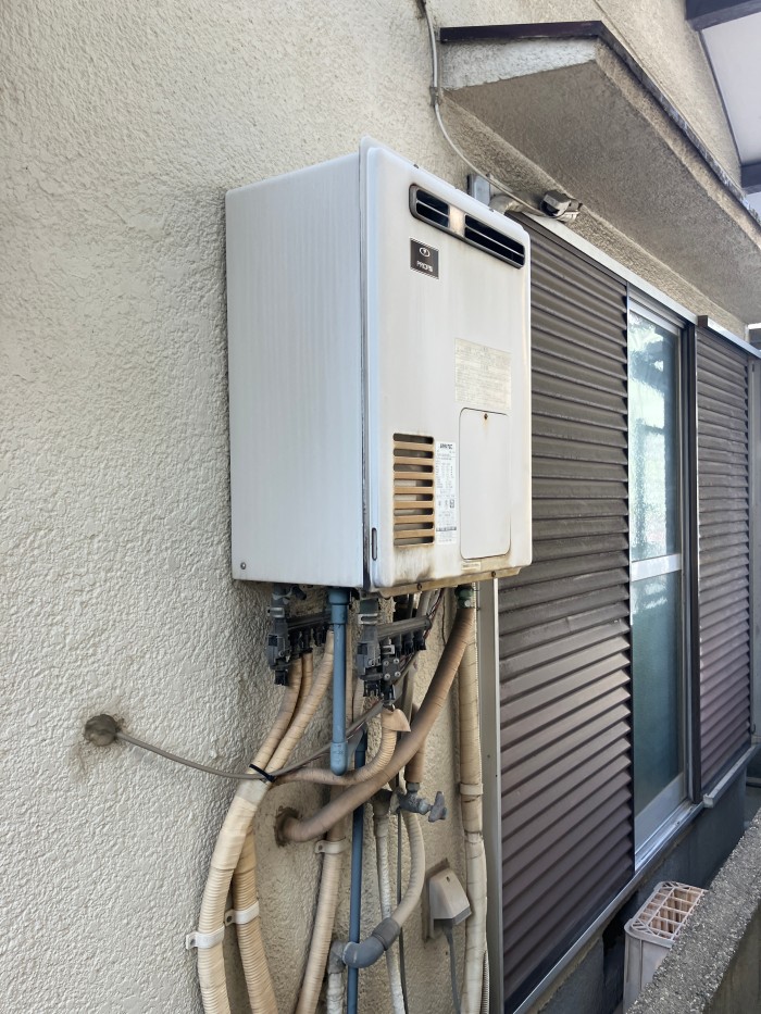 RUFH-VD2400AW2-1